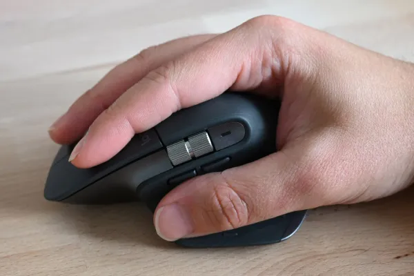 Logitech MX Master 3S: O Mouse Definitivo para Criativos